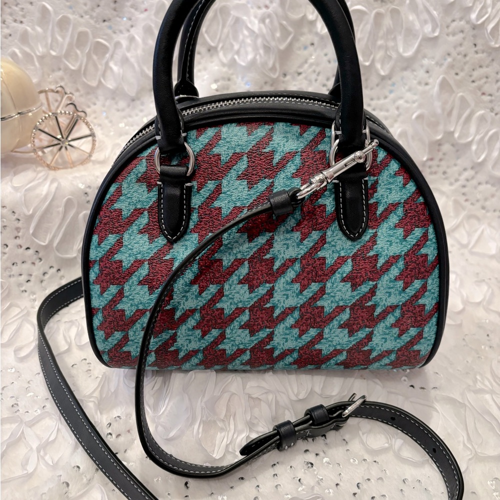 COACH NEW YORK Sydney Satchel Houndstooth - Picture 4 of 9